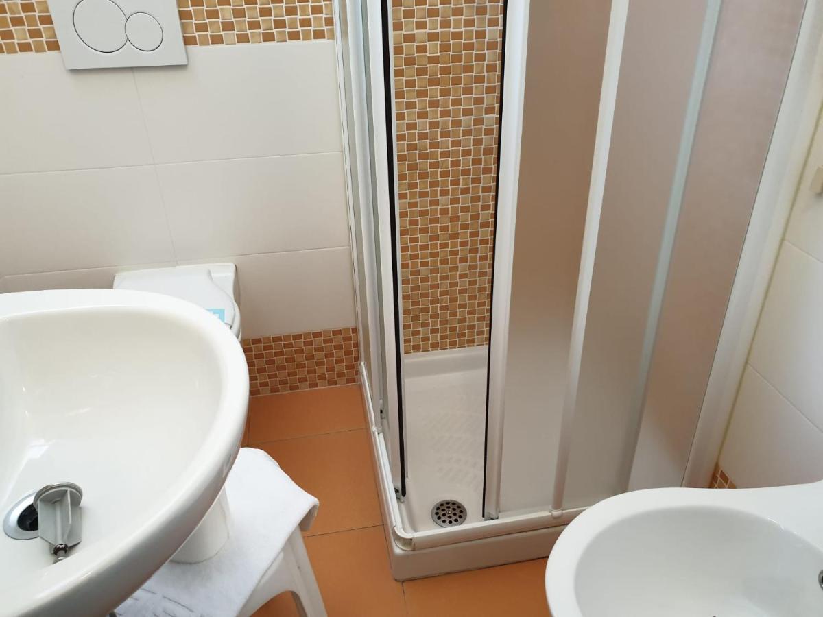 Hotel Baden Baden Rimini Luaran gambar