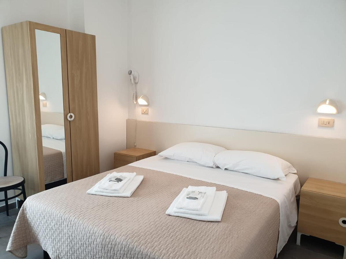 Hotel Baden Baden Rimini Luaran gambar