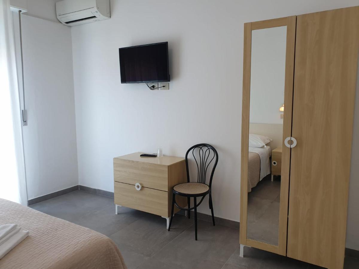 Hotel Baden Baden Rimini Luaran gambar