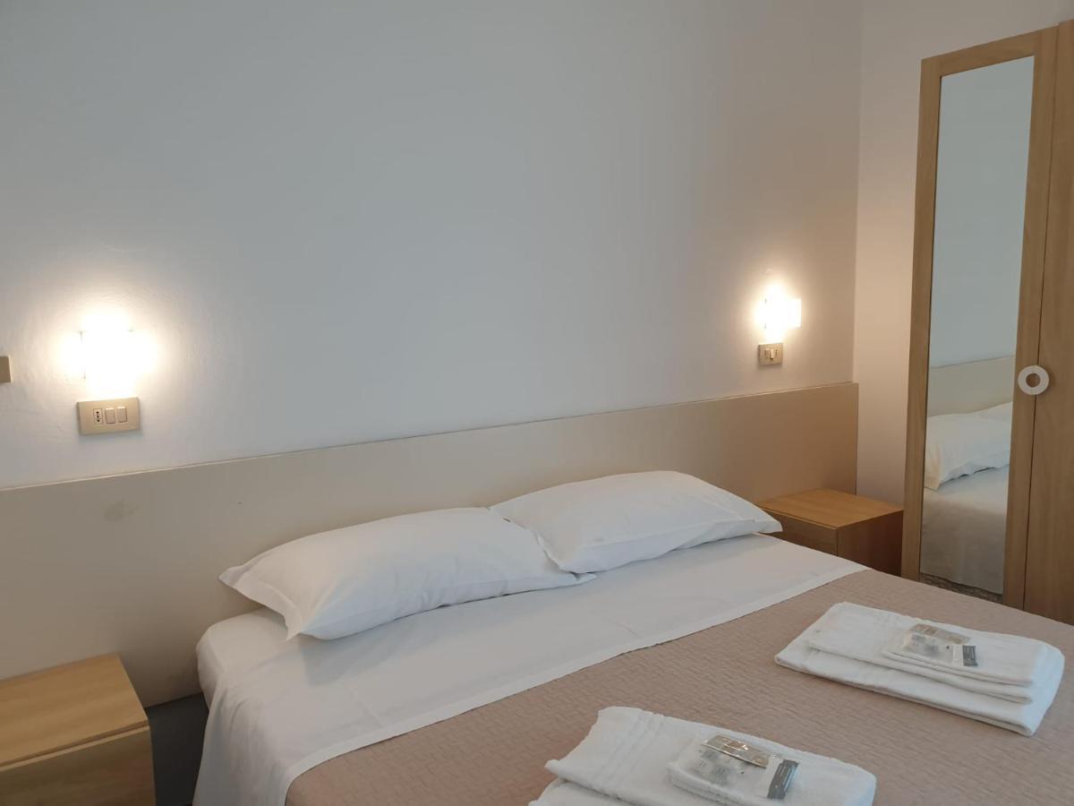 Hotel Baden Baden Rimini Luaran gambar